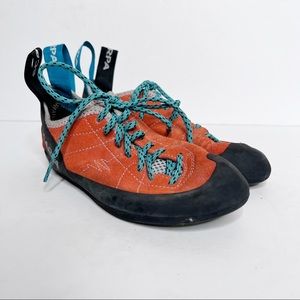 Scarpa Helix Women’s Climbing Shoes Size 5 Orange Rock Climbing